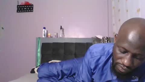 Snapshot of _hairlyboy chatting on 12-22-25, 05:32 _hairlyboy online show from 12-22-25, 05:32