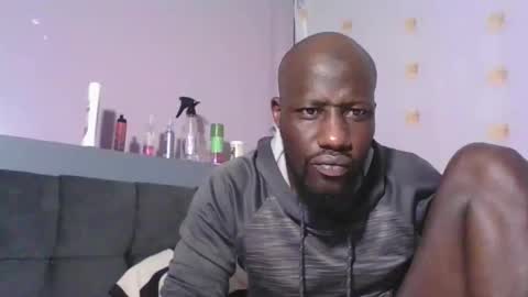 Snapshot of _hairlyboy chatting on 01-06-26, 09:39 _hairlyboy online show from 01-06-26, 09:39