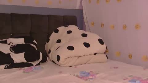 Snapshot of _hairlyboy chatting on 02-15-26, 06:10 _hairlyboy online show from 02-15-26, 06:10