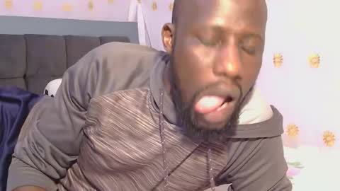 Snapshot of _hairlyboy chatting on 02-17-26, 06:58 _hairlyboy online show from 02-17-26, 06:58