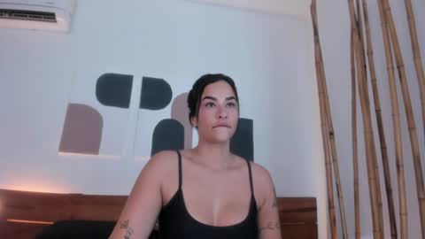 Snapshot of _hanna_johnson_ chatting on 07-14-26, 05:01 Hanna johnson online show from 07-14-26, 05:01