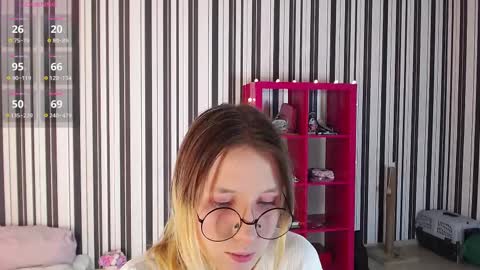 Snapshot of _hanna_moon_ chatting on 02-12-25, 07:55 Hannaolotl online show from 02-12-25, 07:55