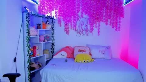 Hanna Botero online show from 03-20-26, 06:57