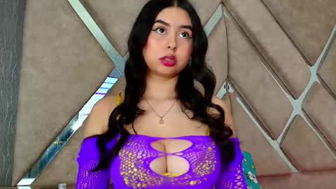 _hannahst online show from 11-21-25, 02:32