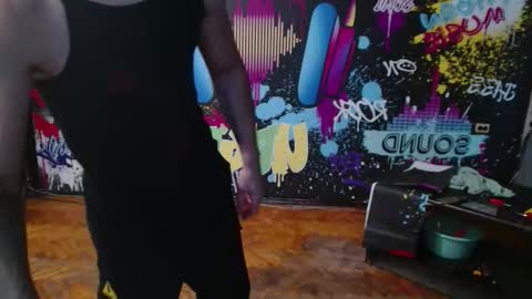 Snapshot of _happydayleon_ chatting on 09-13-25, 03:34 _happydayleon_ online show from 09-13-25, 03:34