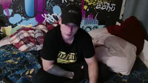 Snapshot of _happydayleon_ chatting on 09-23-25, 06:11 _happydayleon_ online show from 09-23-25, 06:11