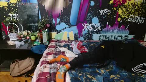 Snapshot of _happydayleon_ chatting on 09-26-25, 10:14 _happydayleon_ online show from 09-26-25, 10:14