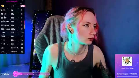 Snapshot of _helencarter chatting on 06-25-26, 08:46 Helen Carter 3 Next stream 2330 MSC online show from 06-25-26, 08:46