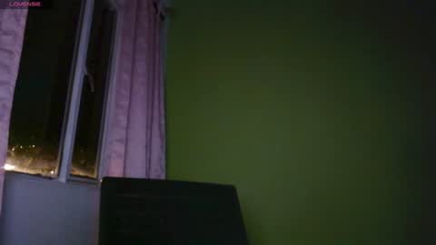 Honey online show from 06-18-26, 01:17