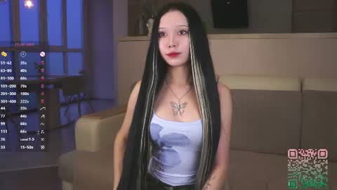 Snapshot of _in_the_end_ chatting on 06-12-26, 04:17 you Mia online show from 06-12-26, 04:17