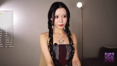 you Mia online show from 07-28-26, 04:05
