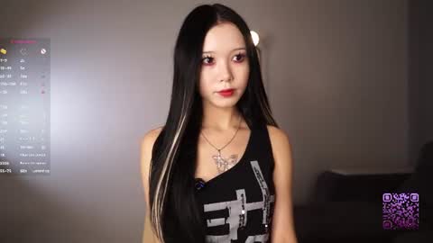 you Mia online show from 07-31-26, 04:06