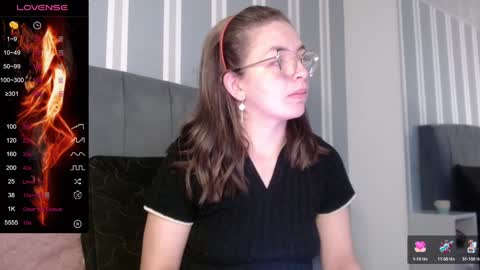 Snapshot of _isaabellaa chatting on 12-18-24, 02:38 Isa online show from 12-18-24, 02:38