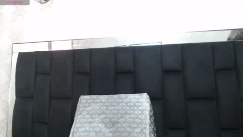 Snapshot of _isaabellaa chatting on 01-10-25, 11:33 Isa online show from 01-10-25, 11:33