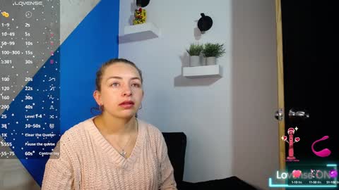 Snapshot of _isaabellaa chatting on 01-31-25, 11:46 Isa online show from 01-31-25, 11:46
