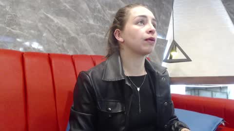 Snapshot of _isaabellaa chatting on 02-03-25, 11:20 Isa online show from 02-03-25, 11:20