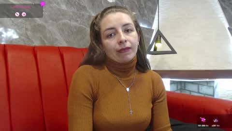 Snapshot of _isaabellaa chatting on 02-04-25, 02:32 Isa online show from 02-04-25, 02:32