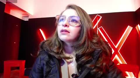 Snapshot of _isaabellaa chatting on 01-10-26, 12:29 Isa online show from 01-10-26, 12:29