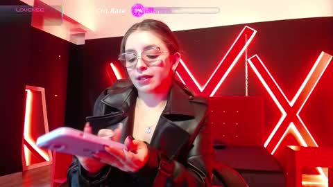 Snapshot of _isaabellaa chatting on 01-15-26, 11:59 Isa online show from 01-15-26, 11:59