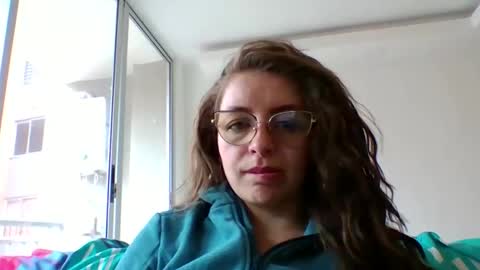 Snapshot of _isaabellaa chatting on 02-24-26, 12:25 Isa online show from 02-24-26, 12:25