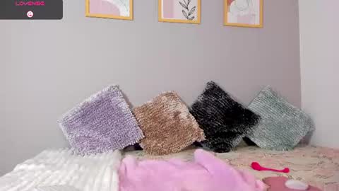 Snapshot of _ivanna_volk chatting on 07-16-26, 05:24 Ivanna online show from 07-16-26, 05:24