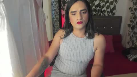 Ivone online show from 10-23-25, 12:21