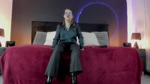 Snapshot of _jade_16 chatting on 06-16-26, 11:46 Miss Jade online show from 06-16-26, 11:46