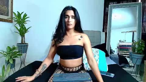 Jade  online show from 12-02-24, 06:10