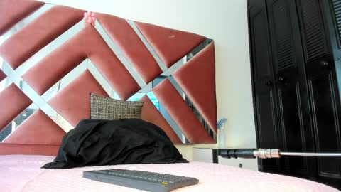 Jasmine online show from 04-06-26, 01:23