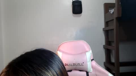 Jen online show from 06-10-26, 05:56