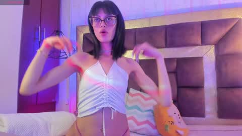 Snapshot of _jessy_moon_ chatting on 01-06-25, 07:56 ... online show from 01-06-25, 07:56