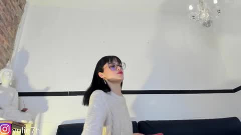 Snapshot of _jessy_moon_ chatting on 02-15-25, 07:17 ... online show from 02-15-25, 07:17