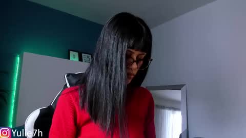 Snapshot of _jessy_moon_ chatting on 10-03-25, 07:55 ... online show from 10-03-25, 07:55