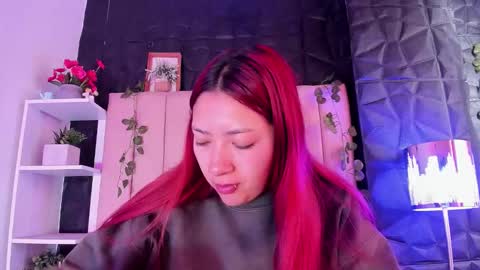 Mia online show from 02-07-26, 12:20