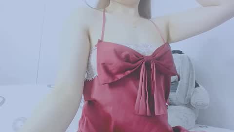 Snapshot of _joly_ chatting on 09-15-25, 04:34 Joly online show from 09-15-25, 04:34