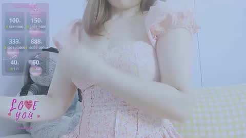 Snapshot of _joly_ chatting on 10-12-25, 04:11 Joly online show from 10-12-25, 04:11