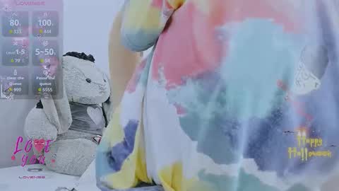 Snapshot of _joly_ chatting on 11-18-25, 04:17 Joly online show from 11-18-25, 04:17