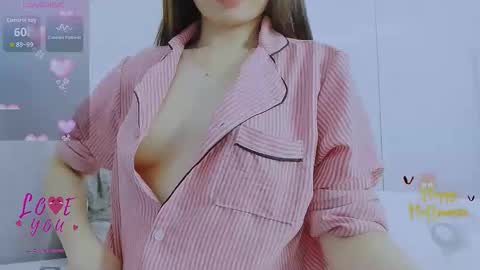 Snapshot of _joly_ chatting on 11-19-25, 07:08 Joly online show from 11-19-25, 07:08