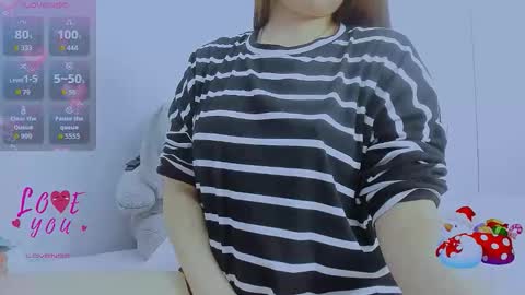 Snapshot of _joly_ chatting on 12-18-25, 02:28 Joly online show from 12-18-25, 02:28