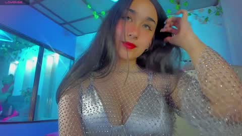 Snapshot of _julieta_love chatting on 12-30-24, 08:04 julieta online show from 12-30-24, 08:04