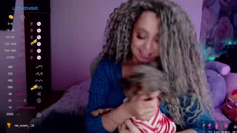 Snapshot of _just_a_queen_3 chatting on 01-11-25, 06:12 _just_a_queen_3 online show from 01-11-25, 06:12