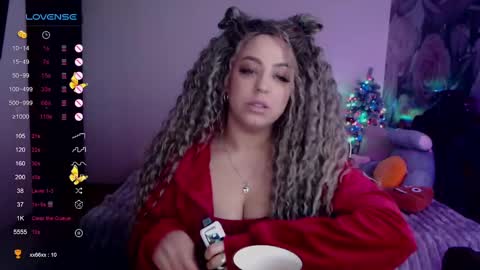 Snapshot of _just_a_queen_3 chatting on 01-31-25, 07:40 _just_a_queen_3 online show from 01-31-25, 07:40