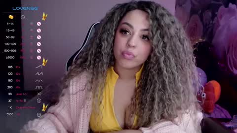 Snapshot of _just_a_queen_3 chatting on 02-15-25, 09:16 _just_a_queen_3 online show from 02-15-25, 09:16