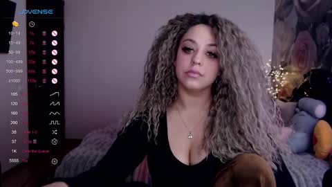 Snapshot of _just_a_queen_3 chatting on 03-12-25, 07:46 _just_a_queen_3 online show from 03-12-25, 07:46