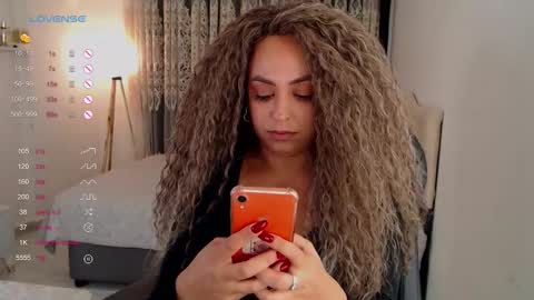 Snapshot of _just_a_queen_3 chatting on 10-05-25, 03:21 _just_a_queen_3 online show from 10-05-25, 03:21