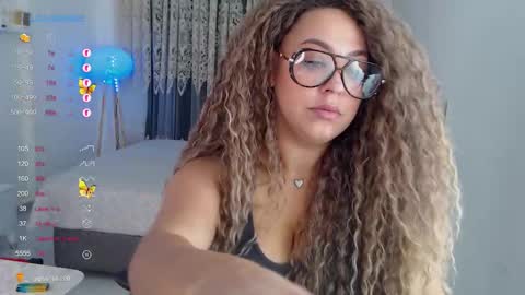 Snapshot of _just_a_queen_3 chatting on 11-16-25, 07:14 _just_a_queen_3 online show from 11-16-25, 07:14