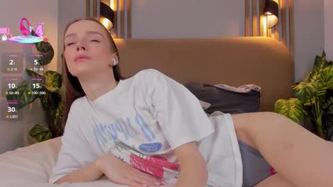 Kira online show from 10-29-25, 07:10