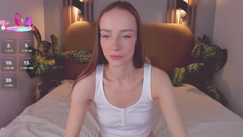 Kira online show from 12-15-25, 07:23