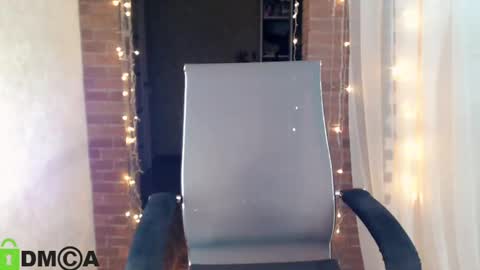 Snapshot of _karolina chatting on 12-19-24, 06:34 karolina online show from 12-19-24, 06:34