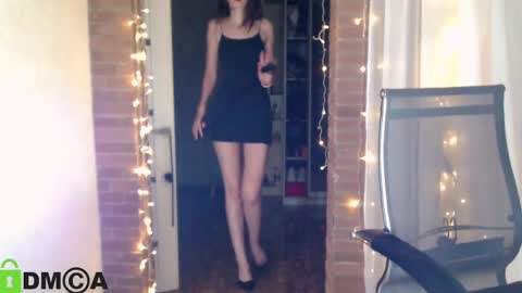 Snapshot of _karolina chatting on 12-25-24, 09:54 karolina online show from 12-25-24, 09:54